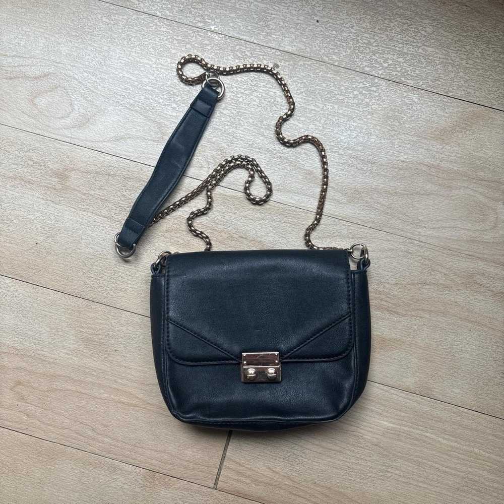 Forever 21 Black Crossbody Bag with Gold Chain